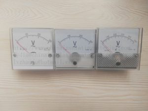 AC Voltmeter with change-over switch